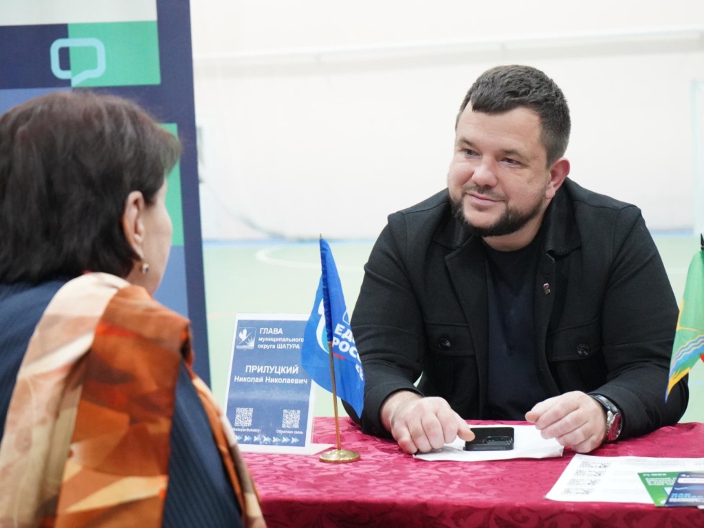 Тепло, газ и новые дороги: какие просьбы жителей Дмитровского Погоста выполнят в первую очередь