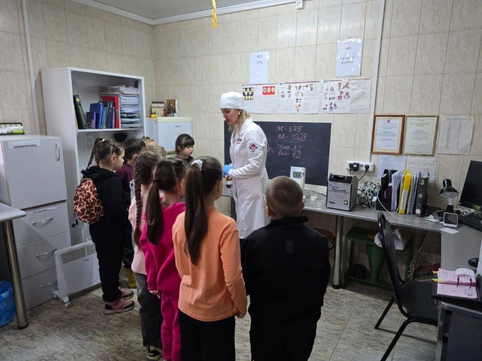 Новый взгляд на питомцев: как первоклассников солнечногорского лицея учат ответственному отношению к животным