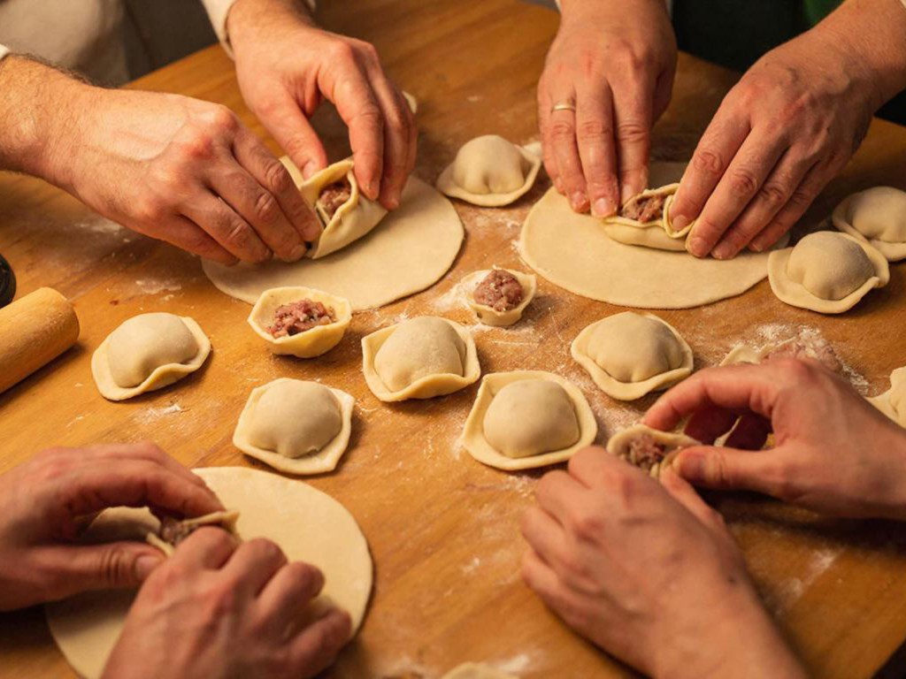 Какой народный праздник отмечают 26 ноября 2025: что можно и нельзя делать в день Иоанна Златоуста