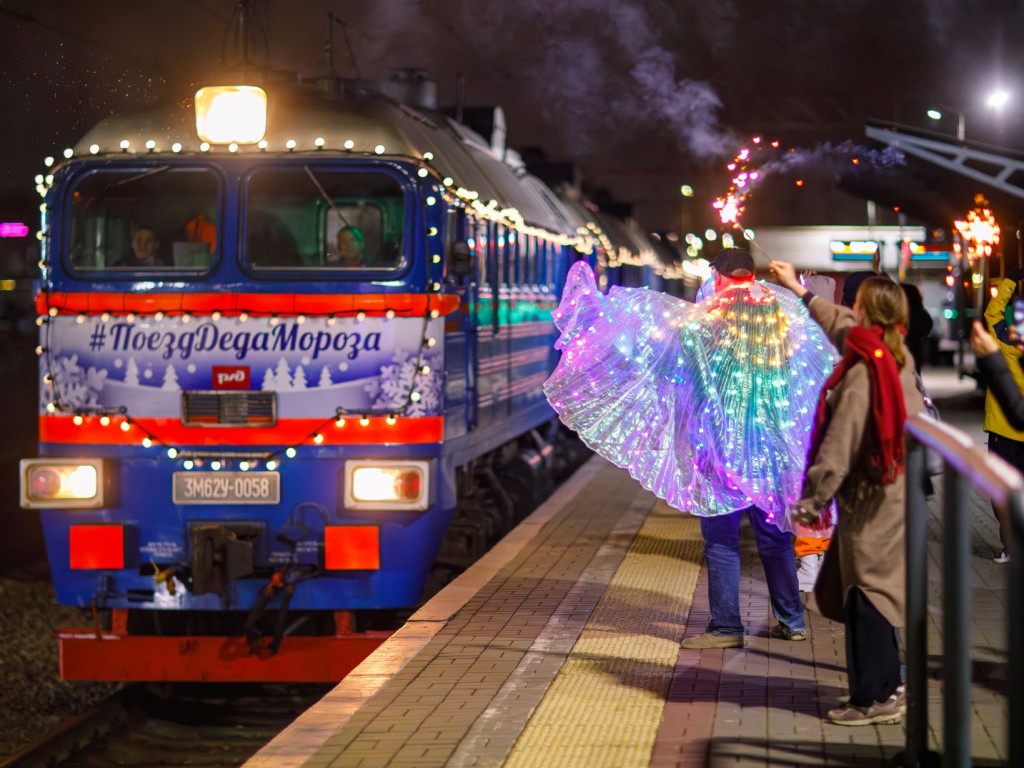 Поезд, обогнувший экватор три раза, увидели жители Сергиева Посада