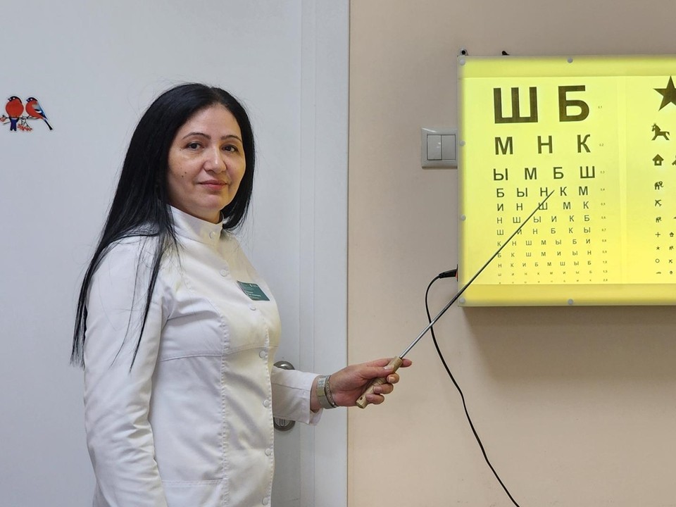 Детский офтальмолог рассказала, как уберечь зрение школьников