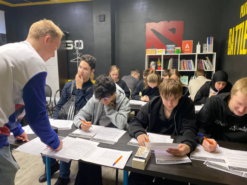 Школьники и студенты Наро-Фоминска проверили знания о культуре народов России