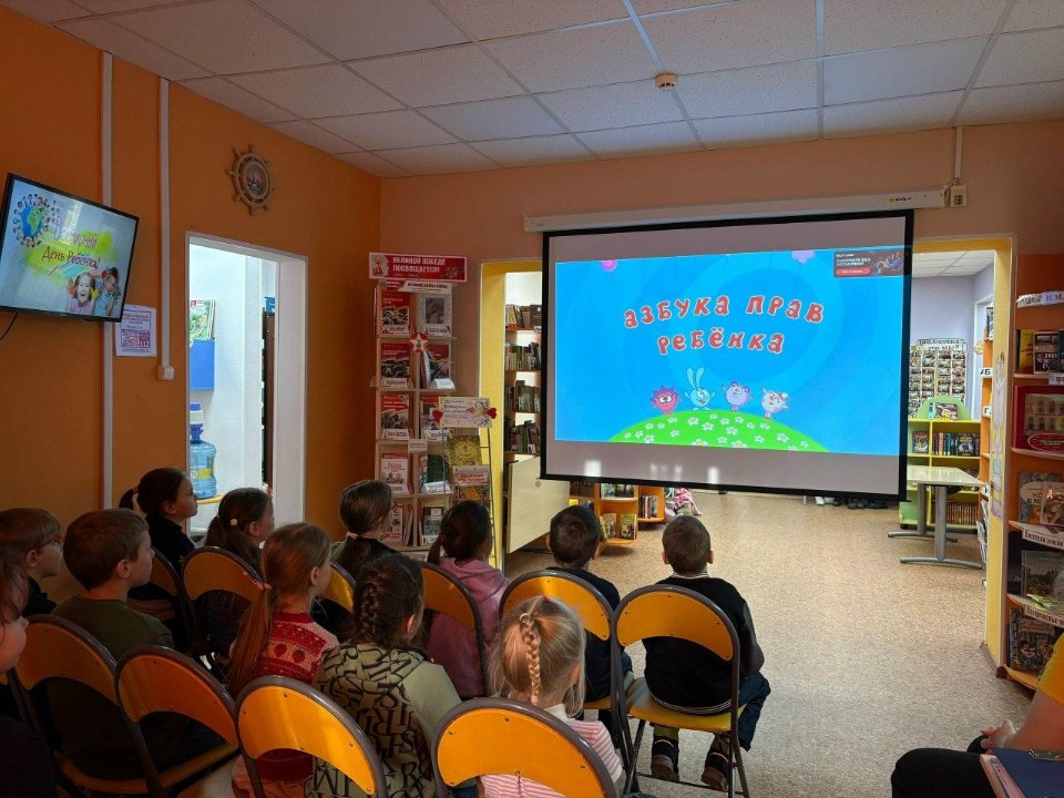 Первый шаг к самостоятельности: как подмосковных детей учат понимать законы и не попадаться на удочку преступников