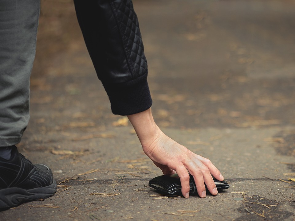 Взрывоопасная «десятка»: почему не стоит трогать незнакомые предметы