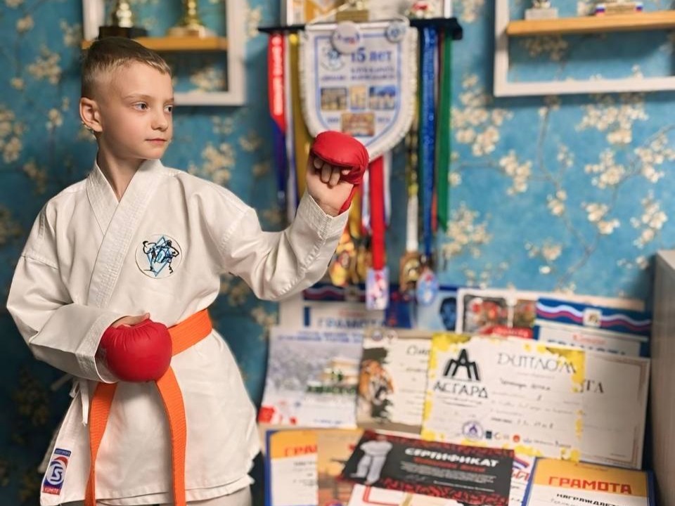 Либо каратэ, либо ничего: школьник переубедил родителей и стал чемпионом