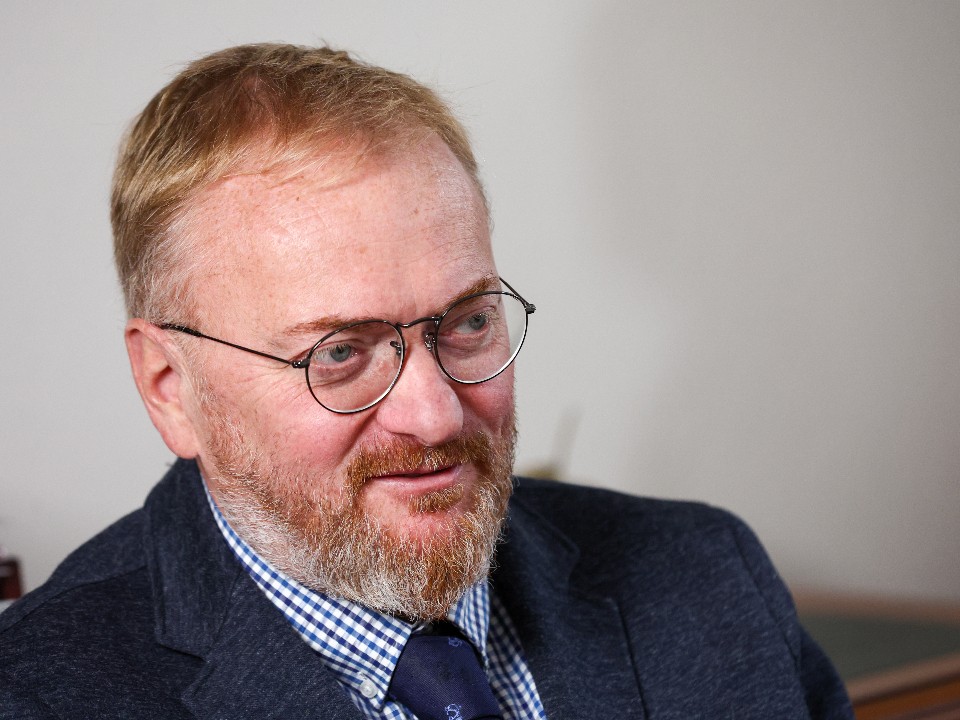 «Совсем осмелели и оборзели»: Милонов раскритиковал интервью звезд с эскортницами