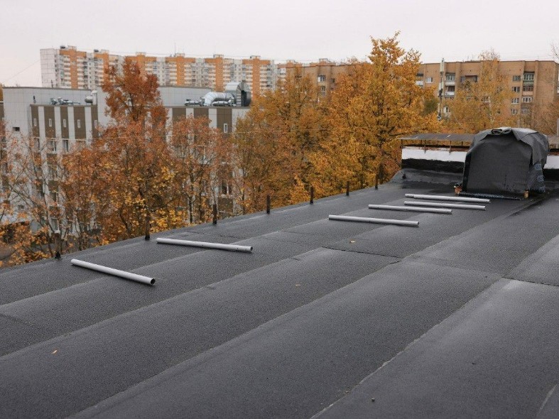 Если крышу сносит напрочь: как быть жителям Подмосковья в случае проблем с кровлей