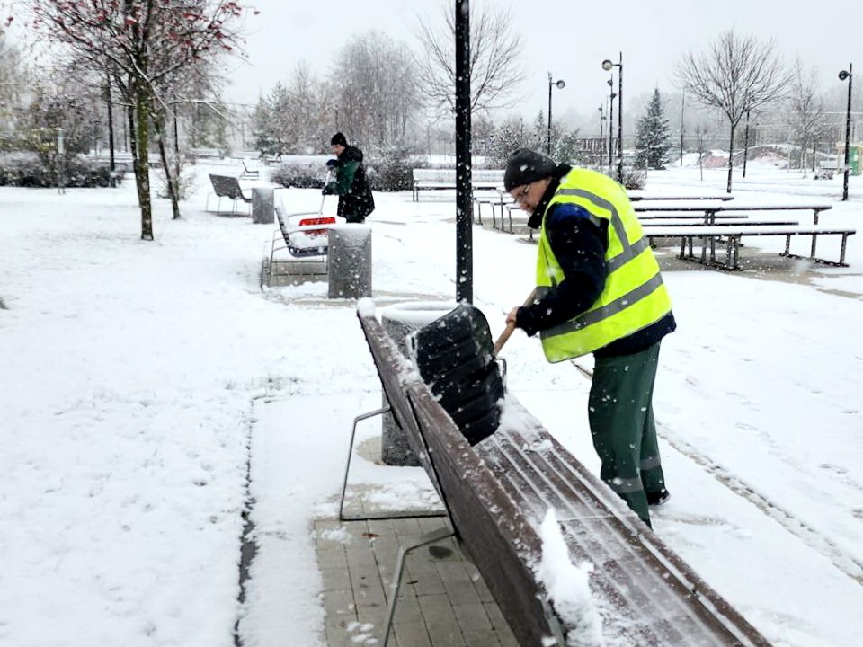 В Орехово-Зуевском округе ликвидируют последствия снегопада