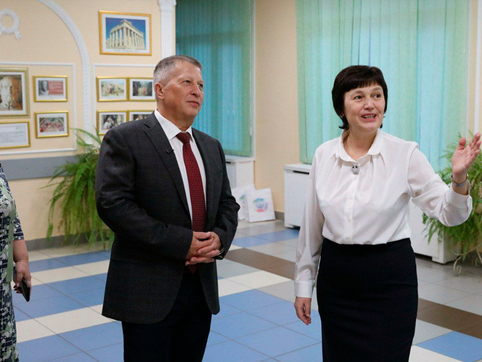 Долгопрудненская гимназия отметила 35-летний юбилей