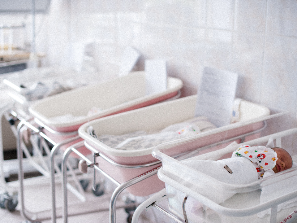 Перевес в пользу девочек: в октябре в роддоме Люберец появились на свет более 330 малышей