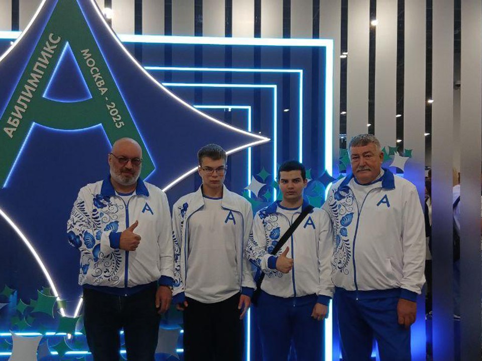 Сварка и серверы — два бойца, две мечты: студенты Чеховского техникума штурмуют «Абилимпикс»