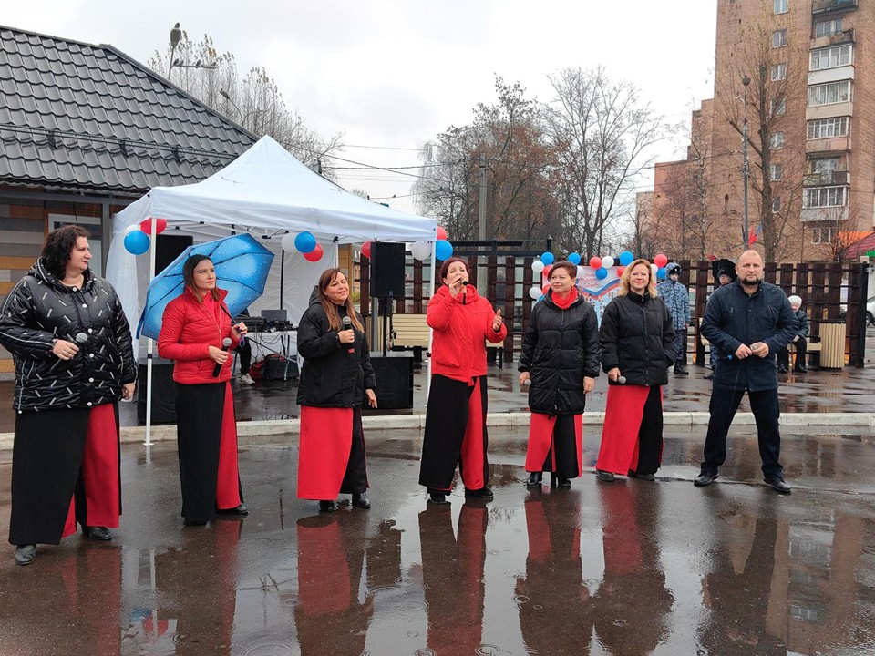 Концерт, фотосессию и угощения организовали в День народного единства в Щелкове