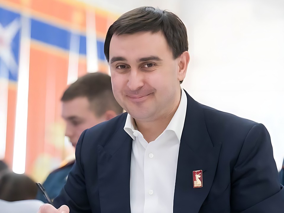 Глава Реутова Филипп Науменко поздравил жителей округа с Днем народного единства