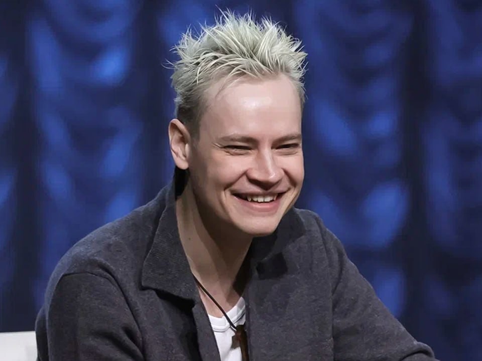 Никаких шумных историй: SHAMAN рассказал о планах скромного празднования свадьбы