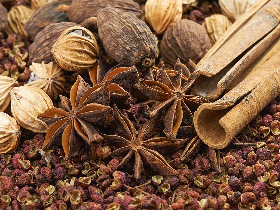 Куркума для похудения: как принимать, чтобы сжигать жир во сне