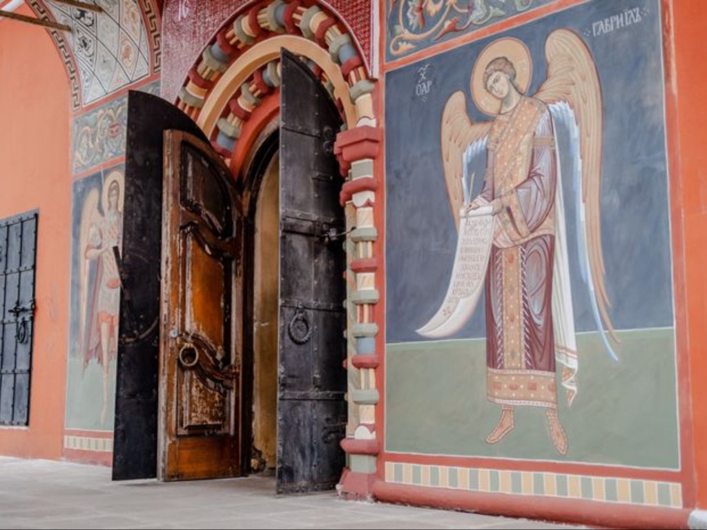 Церковные праздники 10 ноября 2025: что запрещается делать православным в этот день