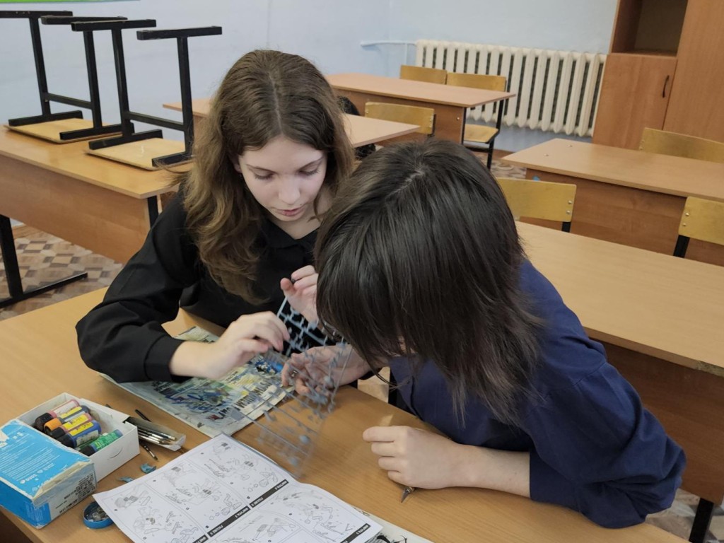 Каширские школьники создают диорамы о подвигах земляков