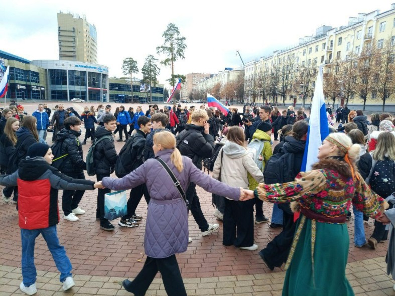 Хоровод дружбы: как студенты Подмосковья отметили 4 ноября