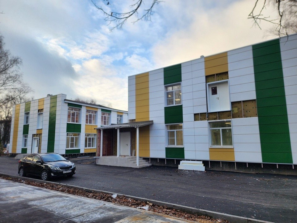 Специалисты начали установку оборудования в дошкольном отделении лицея № 4