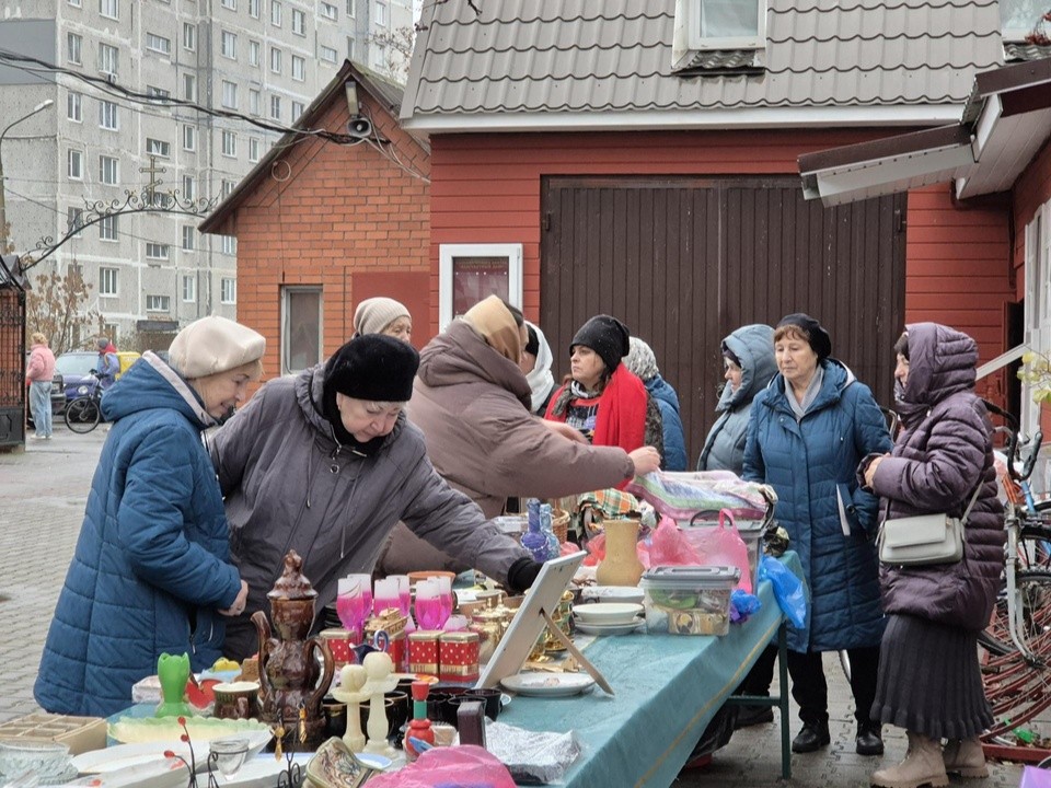 В Орехово-Зуеве прошла благотворительная ярмарка на территории собора