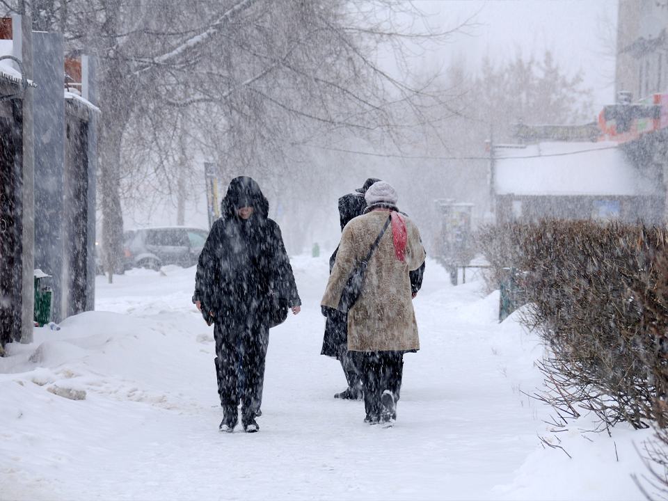 Февраль 2026 шокирует россиян: синоптики предупреждают о погодных «качелях» и ледяных дождях