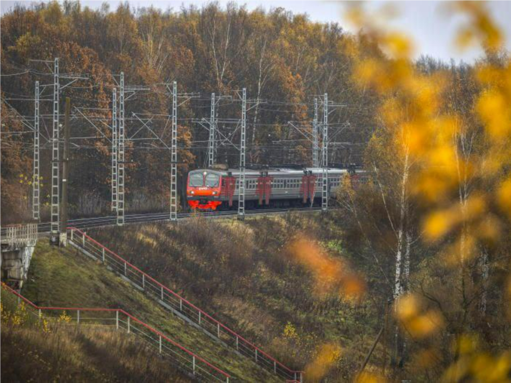 Поезда пойдут иначе: что стоит знать жителям Подмосковья о временных изменениях в графиках электричек