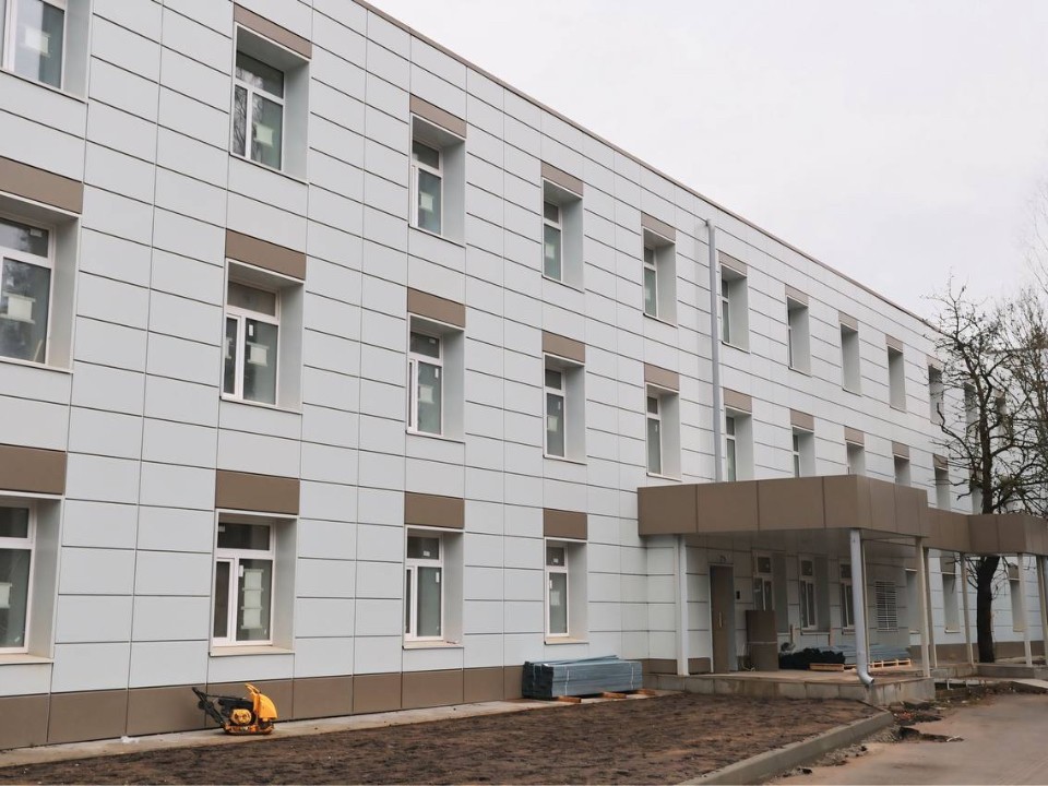 Монтаж систем водоснабжения ведут в Волоколамской больнице