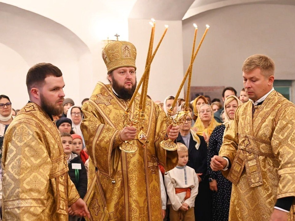 Храм Казанской иконы Божией Матери примет прихожан на торжественную службу