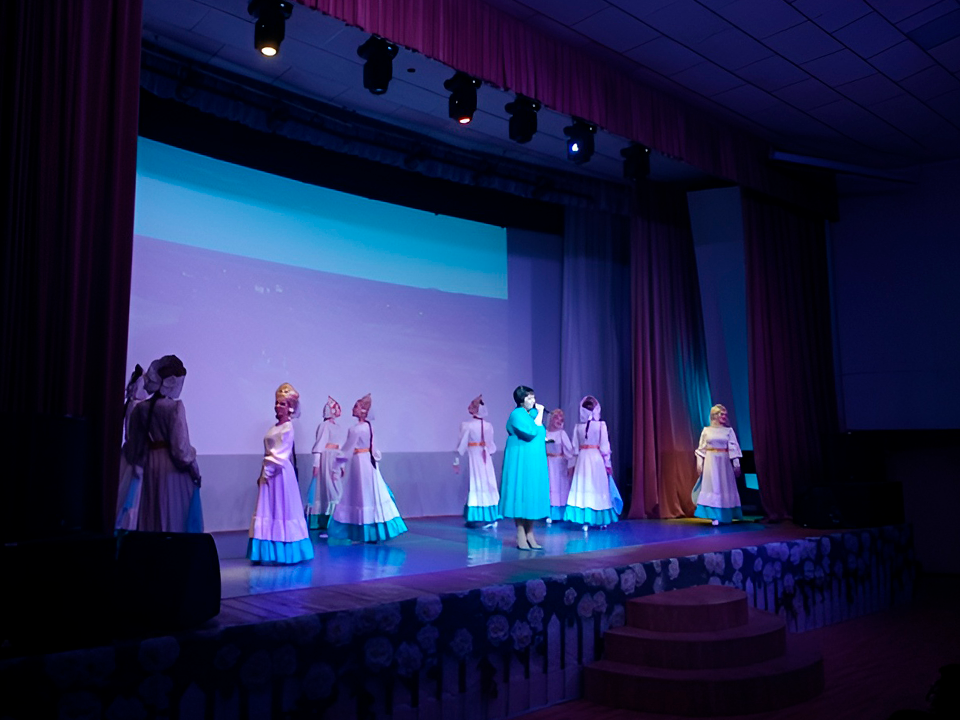 Главное слово: концерт ко Дню матери провели для семей участников СВО