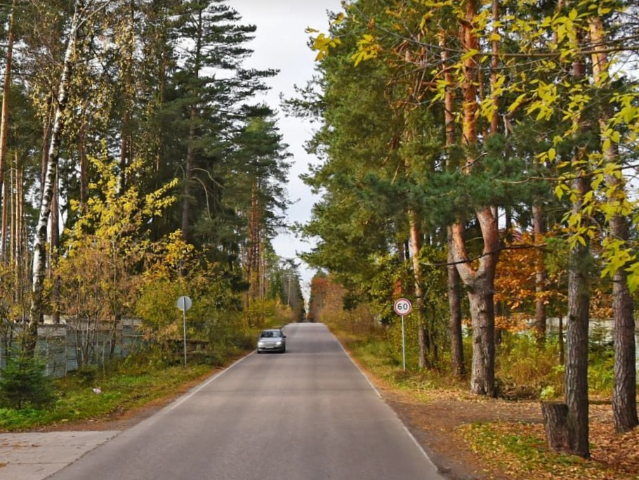 На дороге от Суворовских прудов на неделю ограничат движение из-за асфальтирования велодорожки