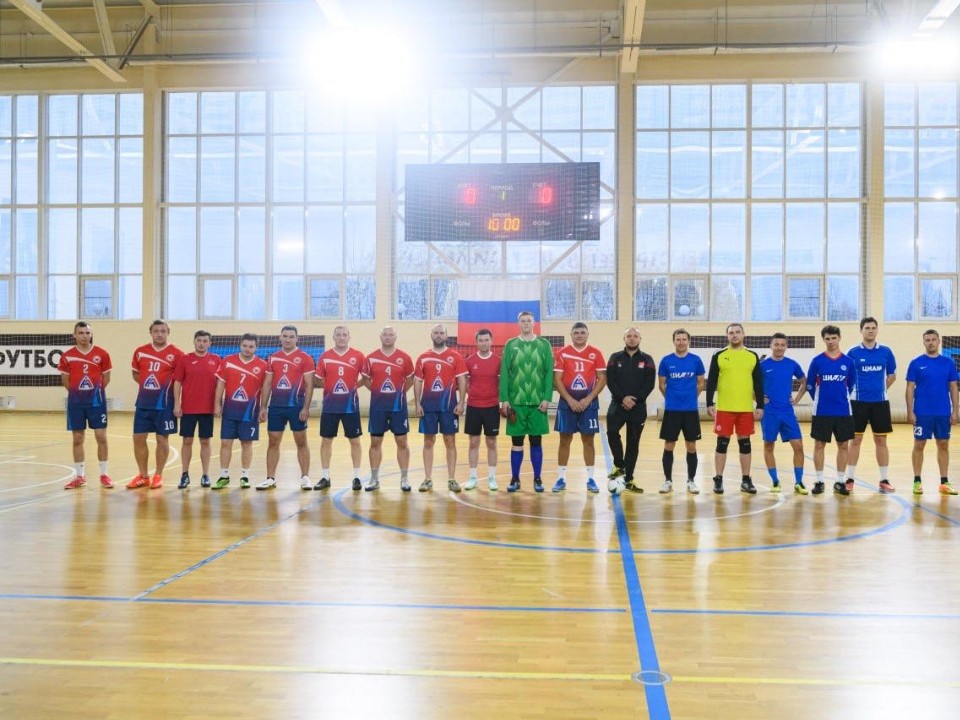 Первый тур спартакиады по мини-футболу объединил пять городских предприятий
