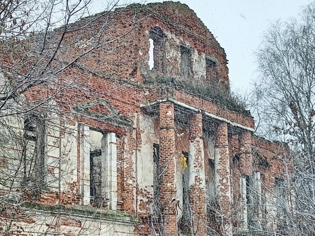 Экскурсии по заброшенным усадьбам прошли для школьников Каширы