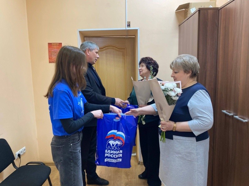 Ветеранов МВД поздравили с профессиональным праздником в Воскресенске