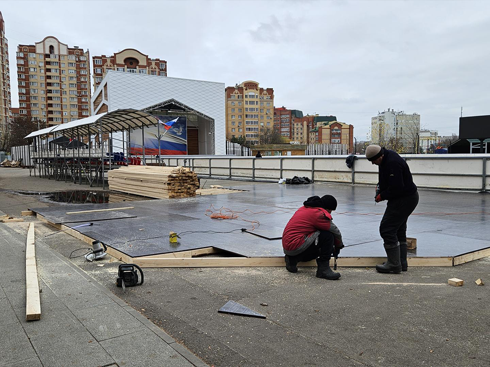 В Долгопрудном возле катка сделают крытую раздевалку