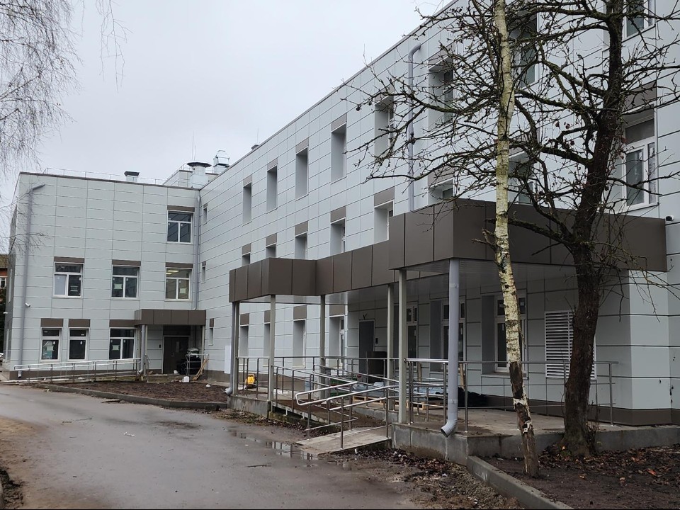 Лечение светом: в осташевской больнице меняют систему освещения