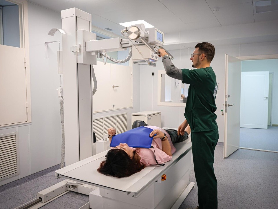 Цифровой рентген-аппарат показывает результаты обследований за минуты