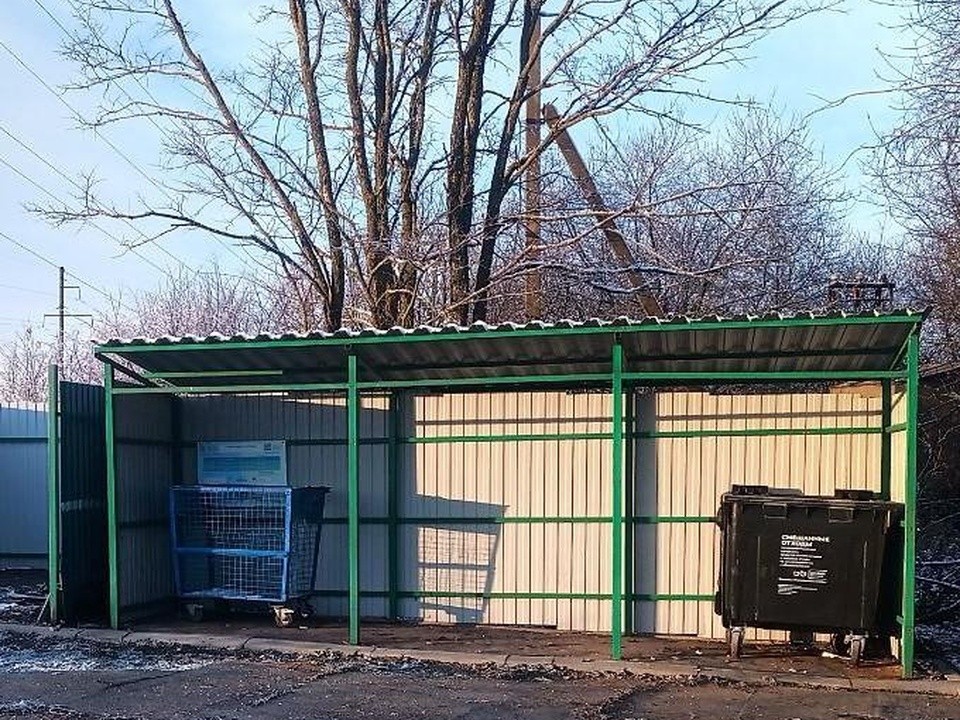 Обновленные контейнеры для отходов: в каких округах прошли работы