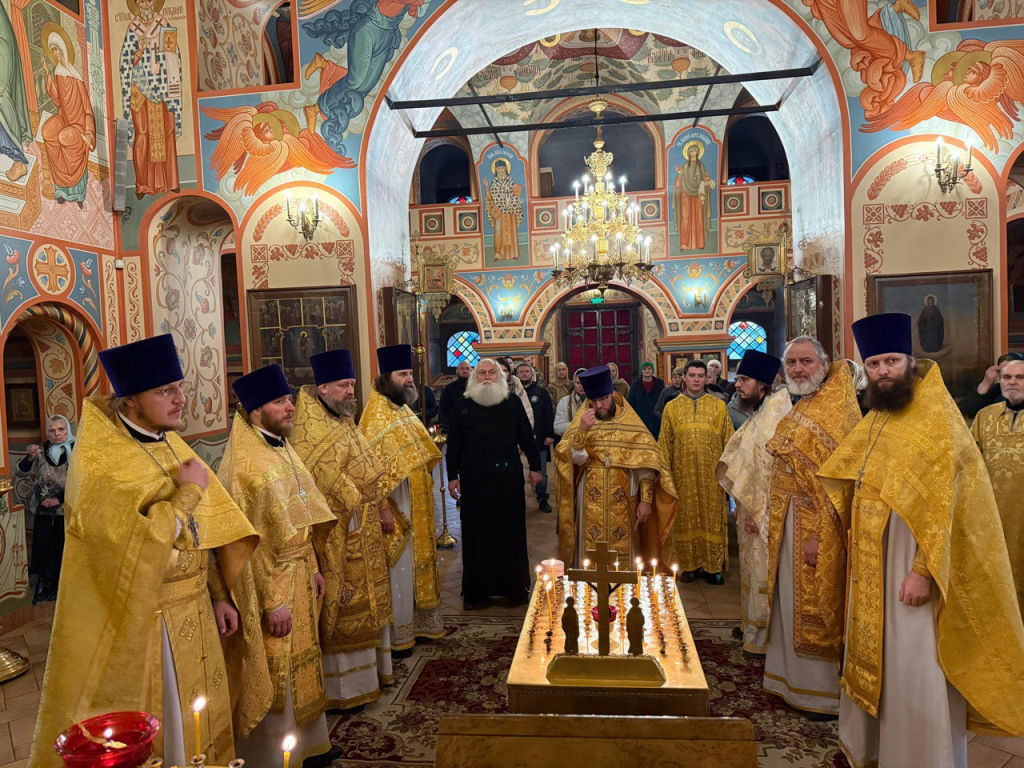 Литургия о воинах и встреча фондов: как в Котельниках поддерживают участников СВО