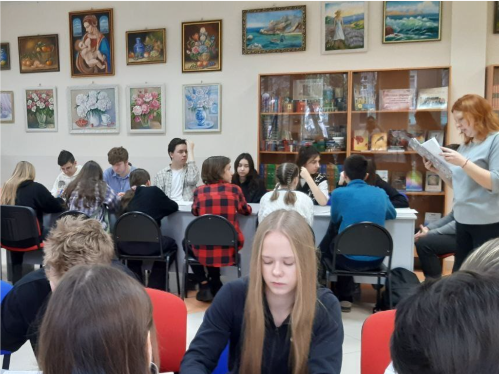 Чем отличается палаш от нагайки и сколько республик в РФ, отвечали красногорцы на большом диктанте