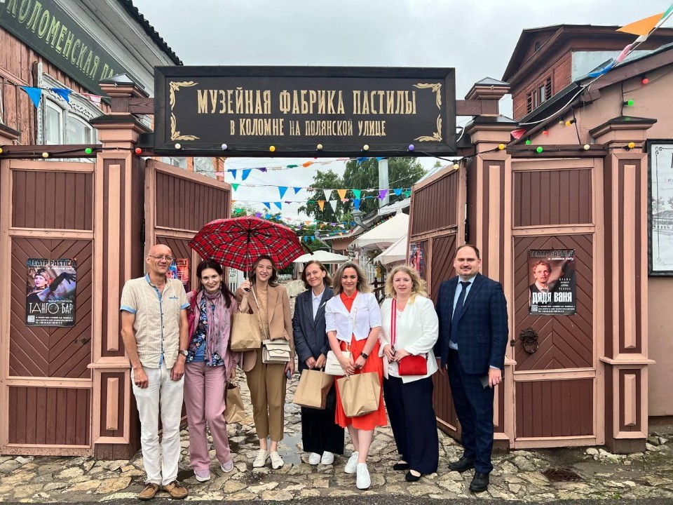 В Подмосковье вырос спрос на гидов: как получить аттестацию и проводить экскурсии по региону