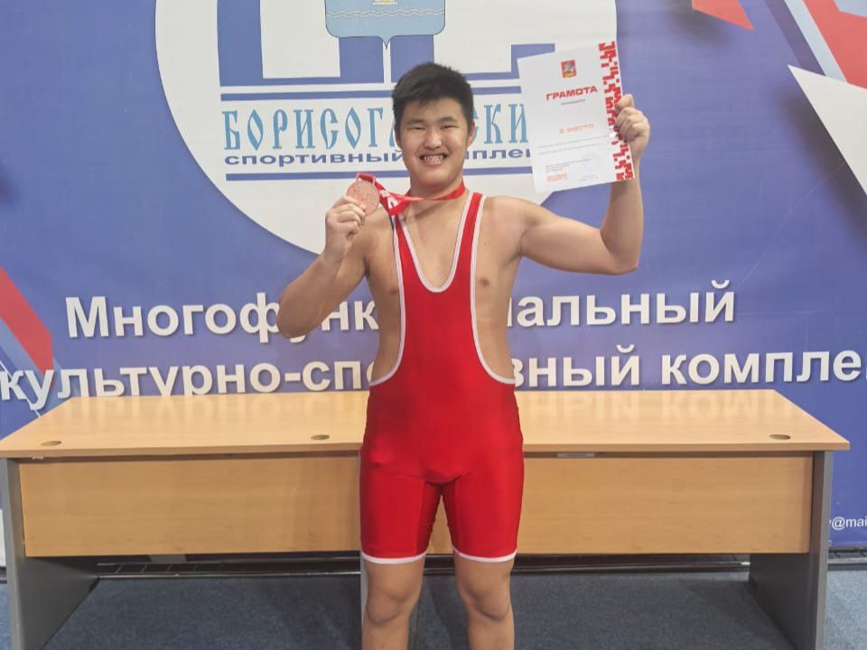 Рузские спортсмены завоевали две награды на турнире по вольной борьбе