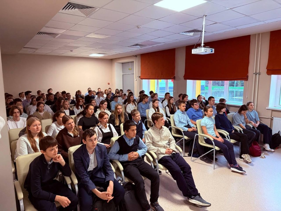 Кино, нарисованное сердцем: школьники Шаховской увидели свои истории на экране