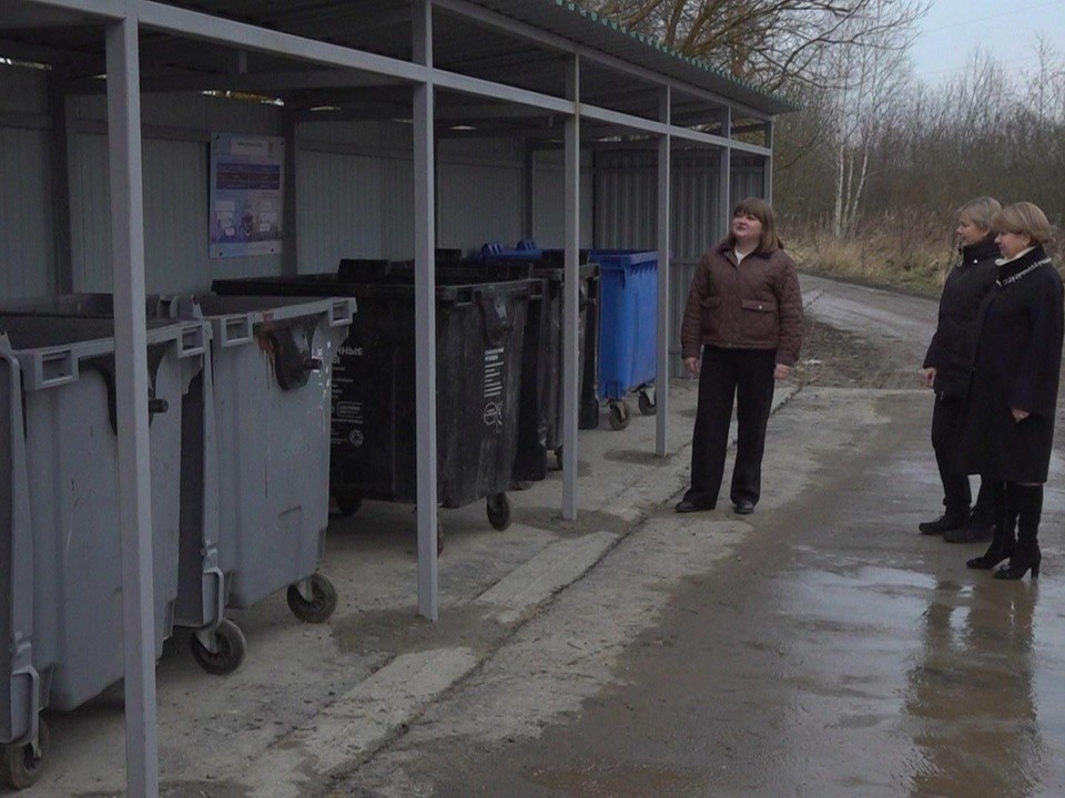 Предотвратить свалки: в Гжели установили современные контейнеры для мусора