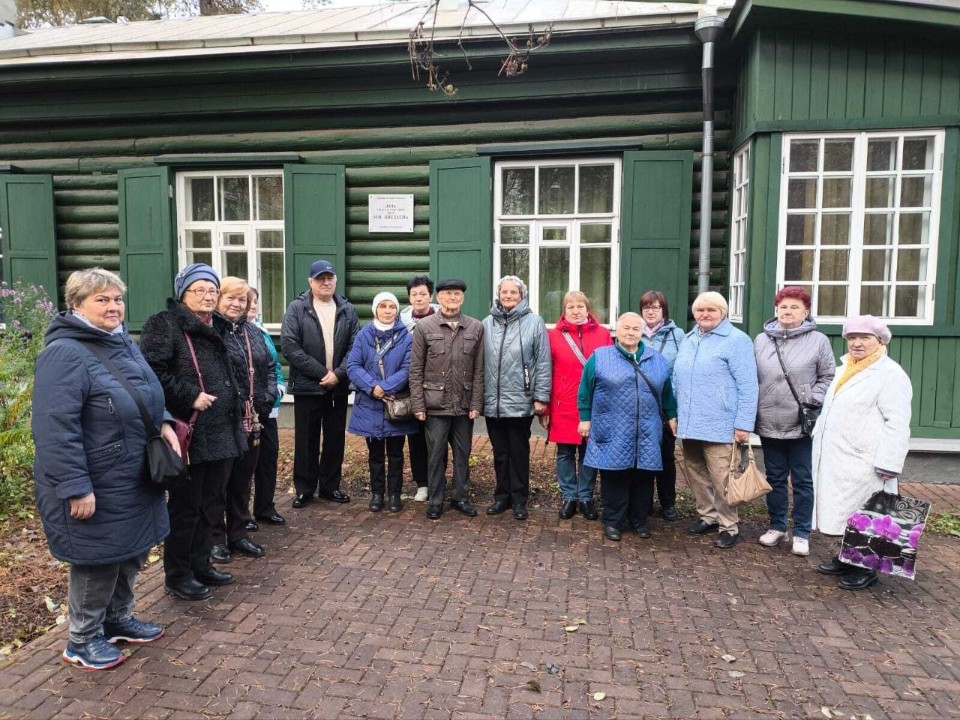 Музей Цветаевой и усадьбу в Королеве посетили волоколамские пенсионеры