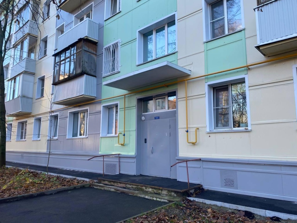 Жители королевских многоэтажек будут зимовать в утепленных домах