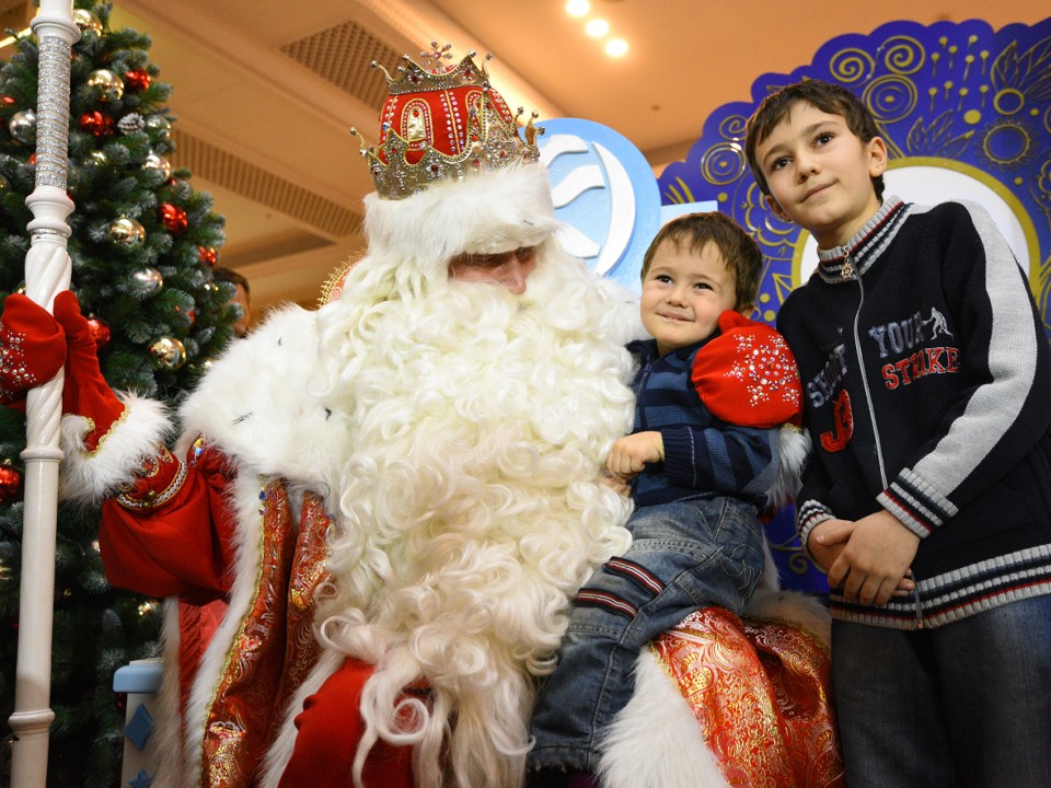 Видновчан приглашают отметить День рождения Деда Мороза