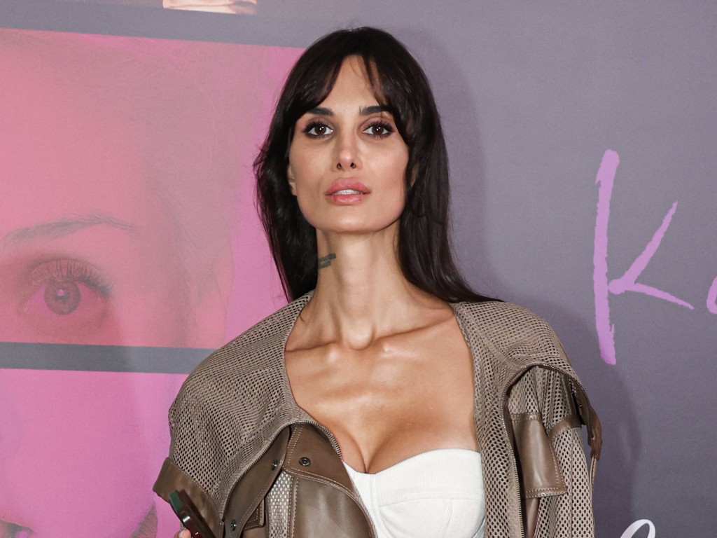 Гормональные сбои и анемия: врач перечислил опасности худобы Аланы Мамаевой