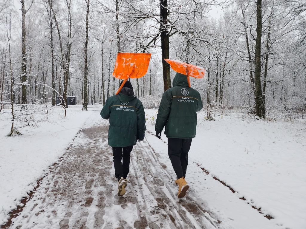 Глава Фрязина поручил коммунальщикам усилить контроль за состоянием дворов