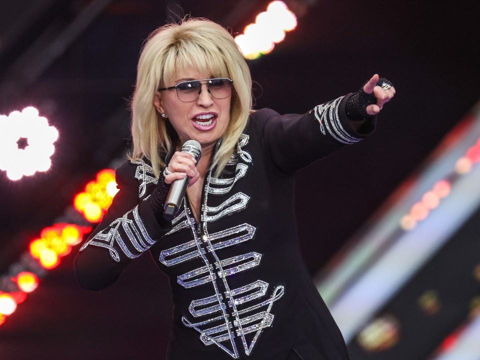 Новогодний прайс от «императрицы»: Аллегрова подняла цены за корпоративы на ₽10 млн