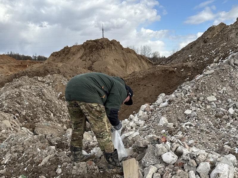 Мусорный дуэт: в Одинцове завод и племхоз попали в суд за гигантскую свалку
